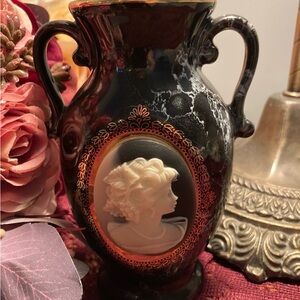 Elegant Black and Cream Cameo Vase